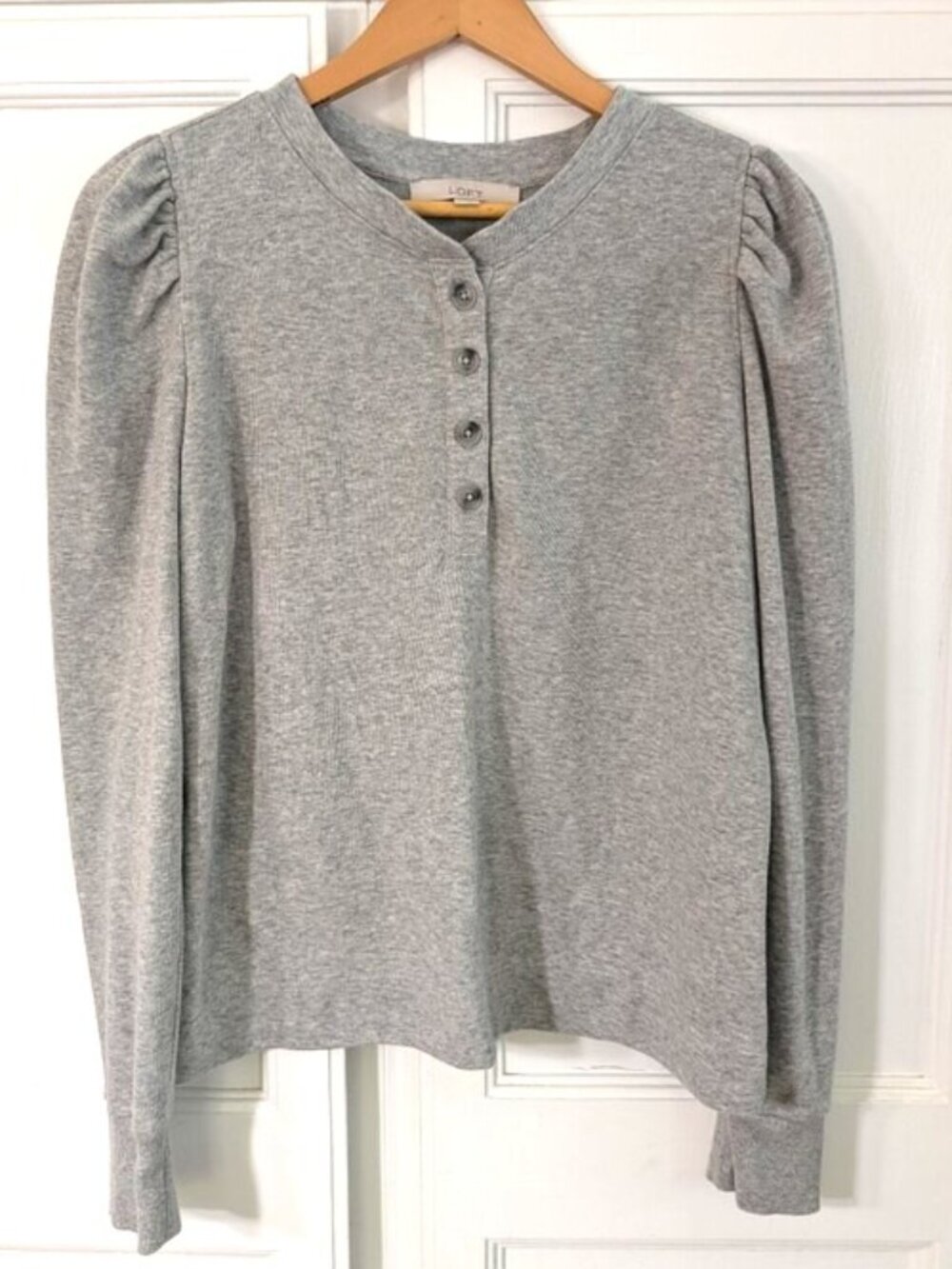 NWOT LOFT Cotton Blend Light Gray Puff-Sleeve Henley Top Size M